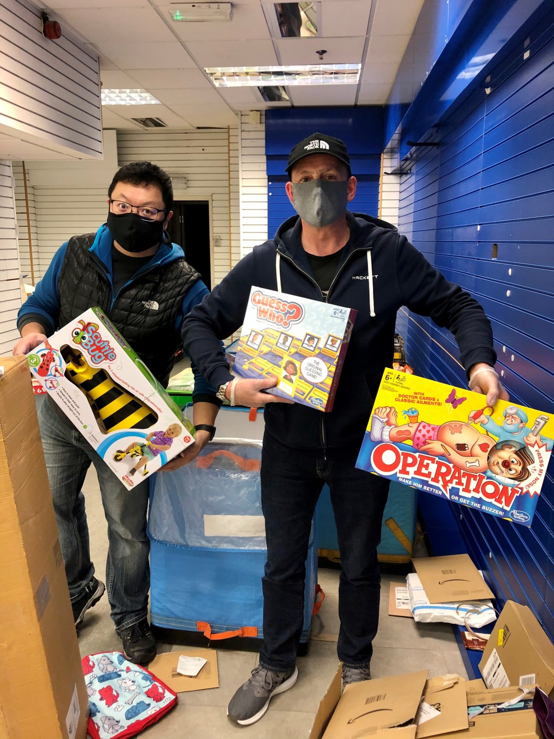 Bridges Shopping Centre Joins Forces With Rotary Group For Christmas Giveaways