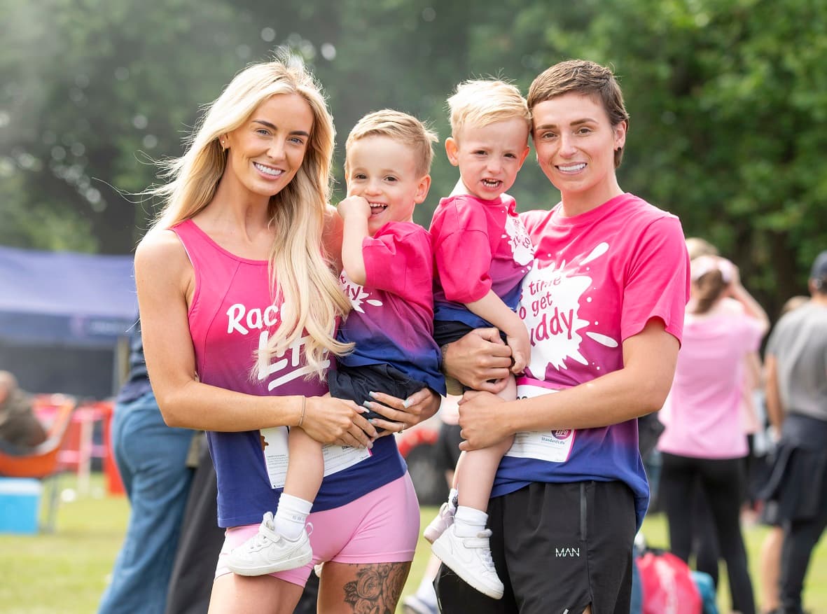 The Traitors Star Leanne Quigley Backs Race for Life in Sunderland