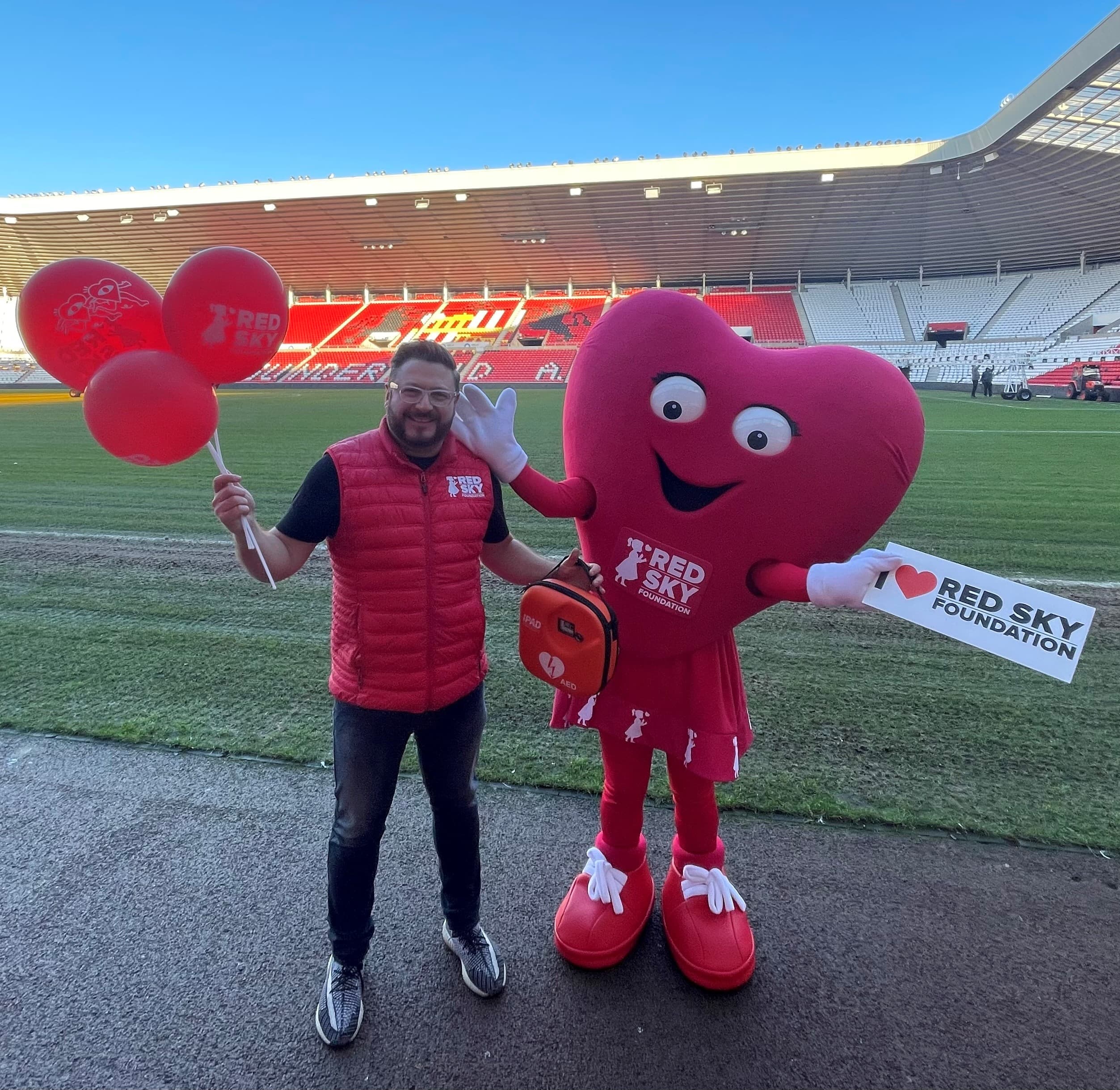 Beat That – As Mascot Takes To The Pitch At Stadium Of Light With Defibrillator Donation
