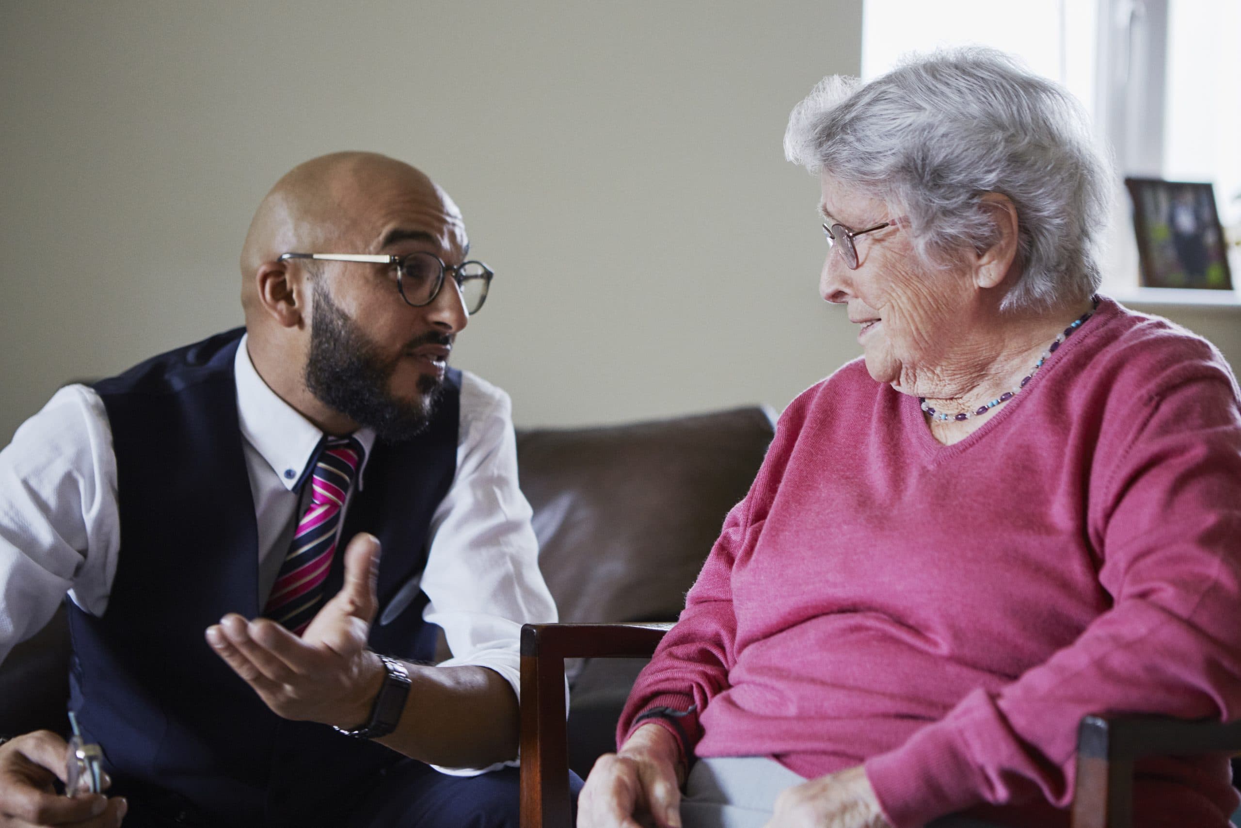Combating Loneliness: Specsavers’ Home Visits Tackle Sight and Hearing Issues