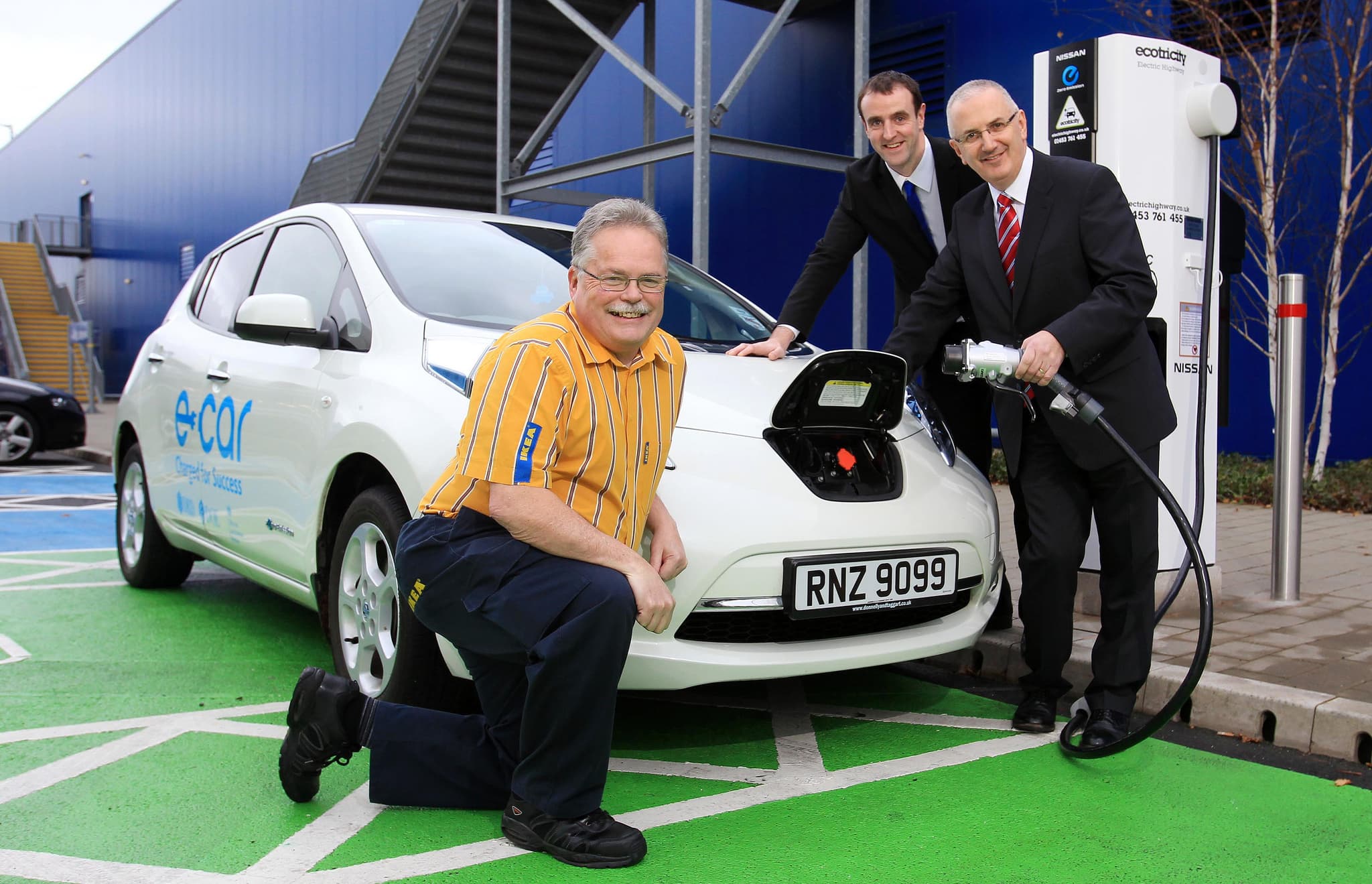 Earn Cash by Using Your Car to Top up the National Grid