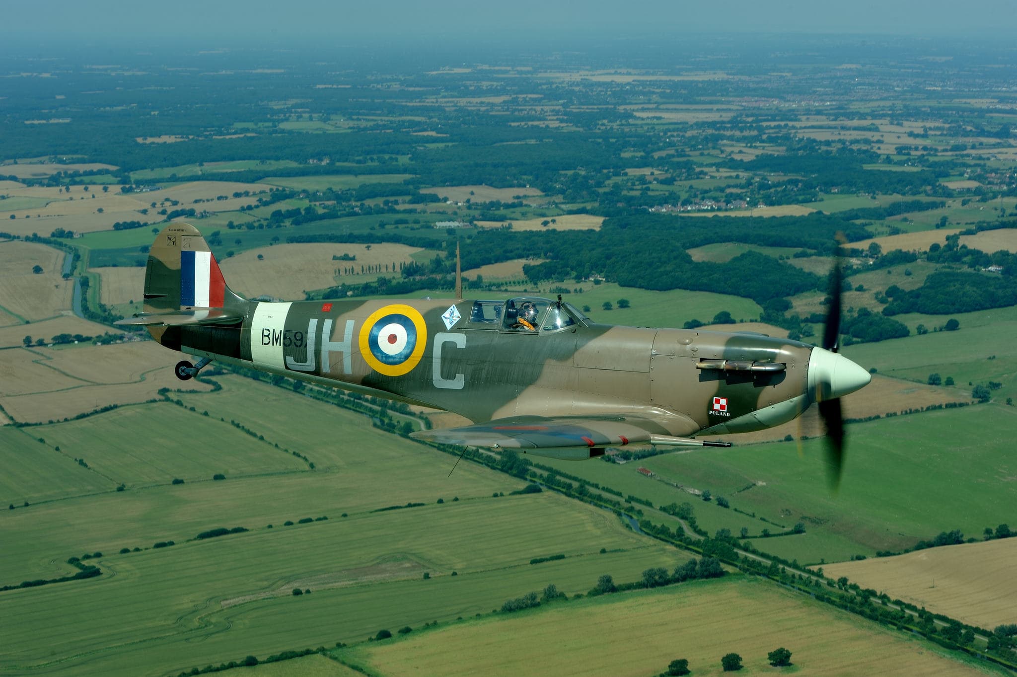 Spitfires, Typhoons & Parachute Team Confirmed for Sunderland Airshow