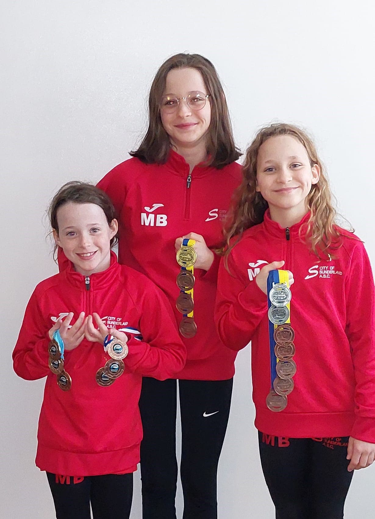 Sisters from Sunderland on the Podium in Regional Swimming Galas
