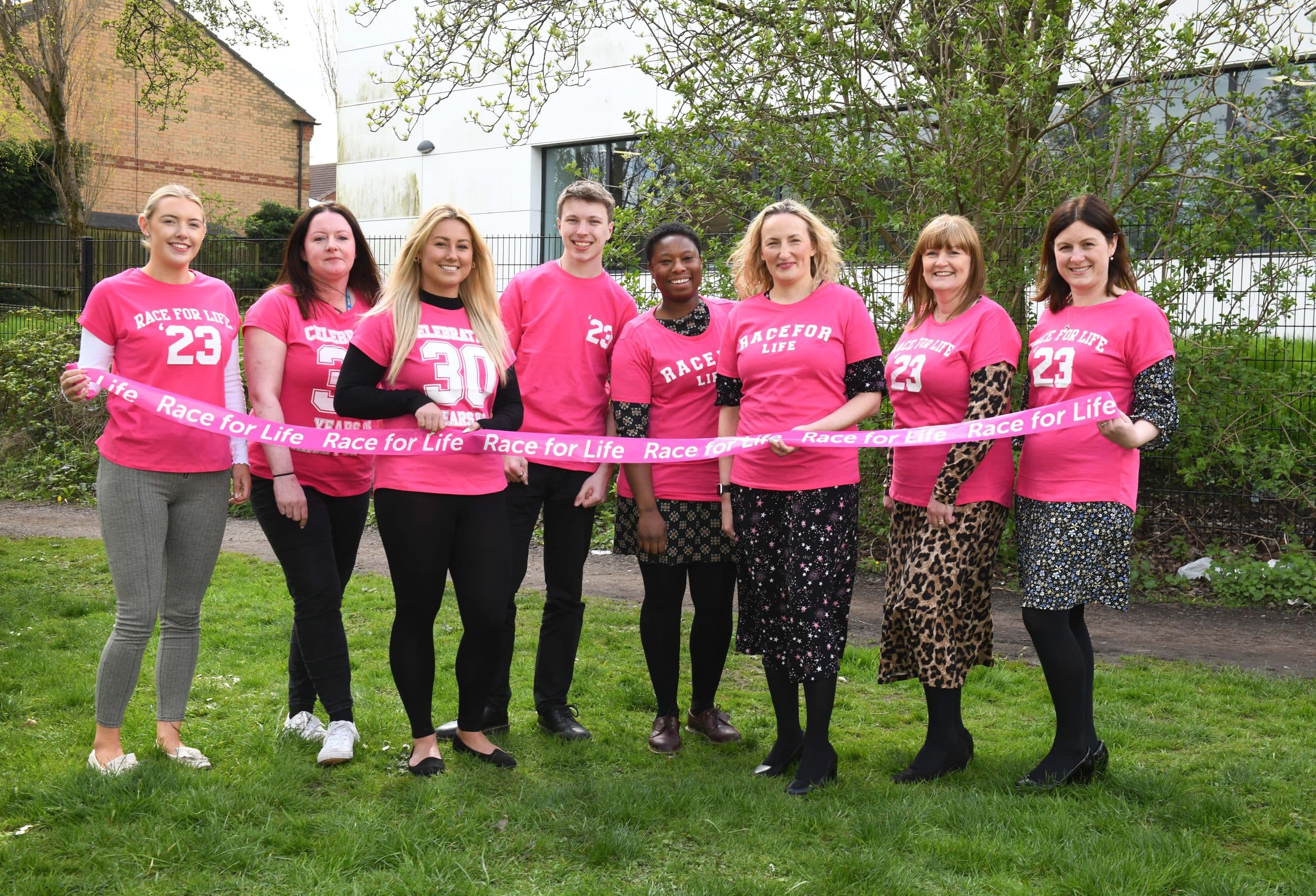 Kyler Welsh, from Sunderland, to Race for Life in memory of her mam