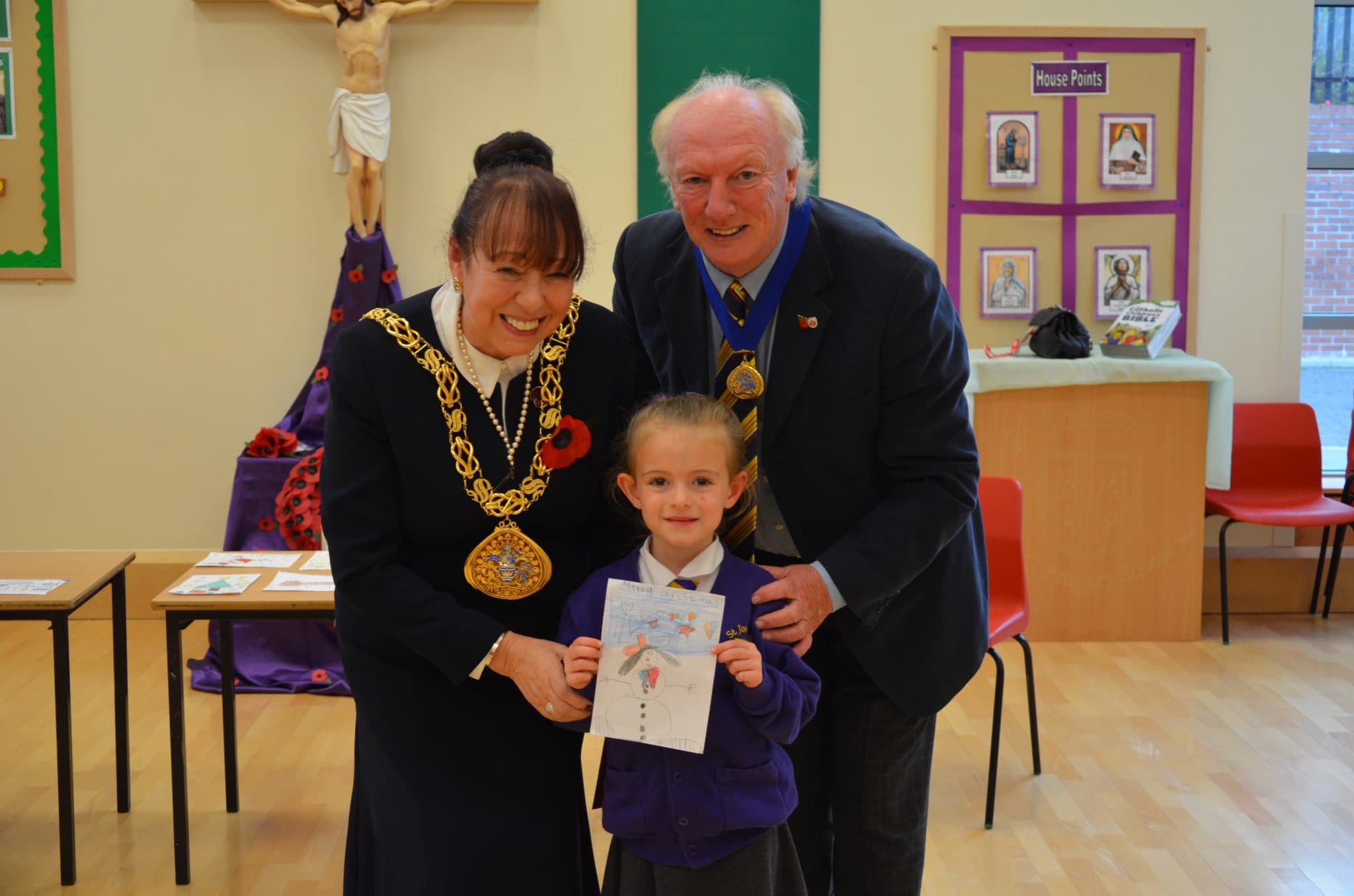 Primary School Pupil Designs Sunderlandβs Official Christmas Card