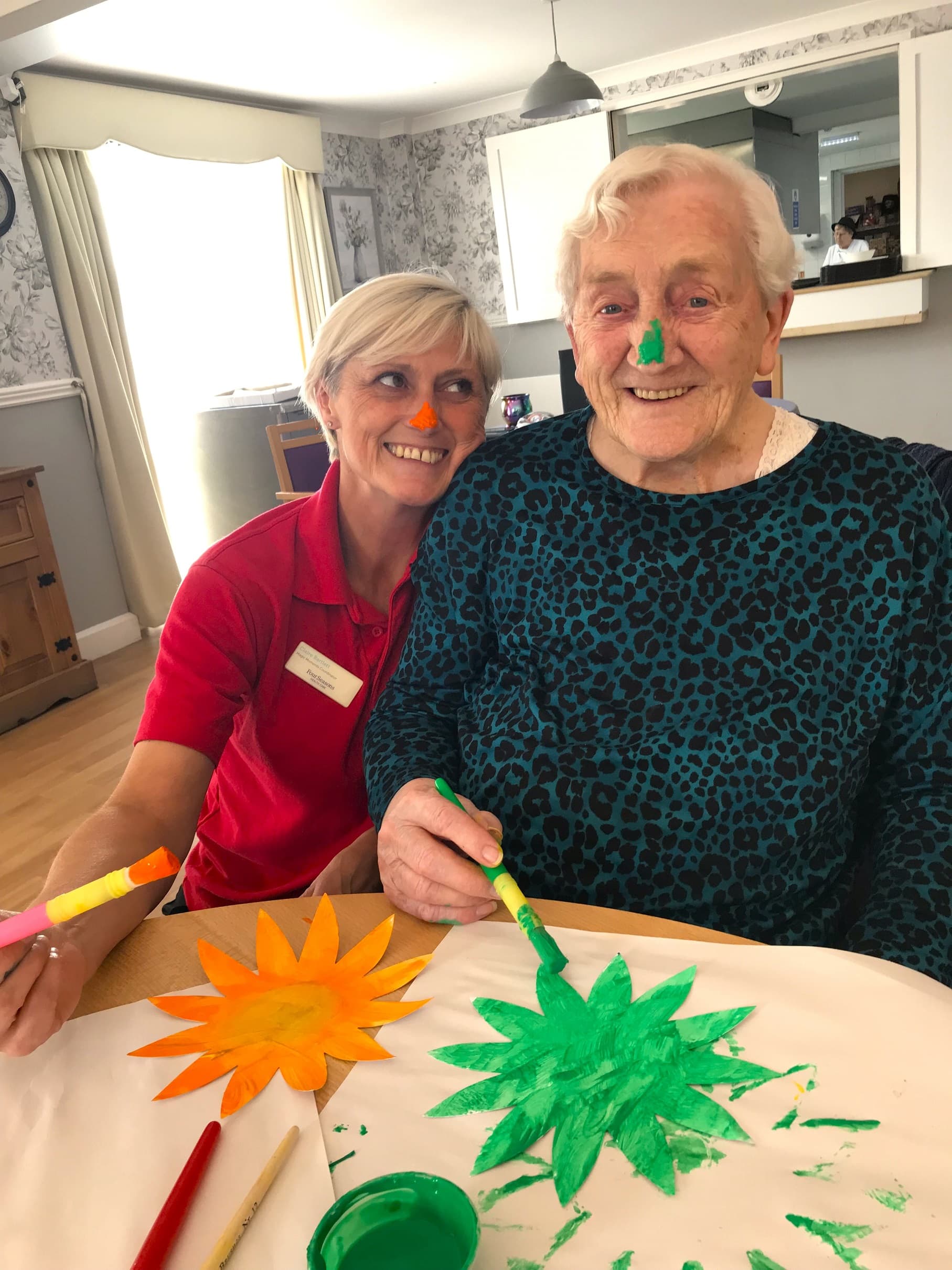 Art Enthusiast Lizzie Honoured for Her Dedication to Creativity at 98
